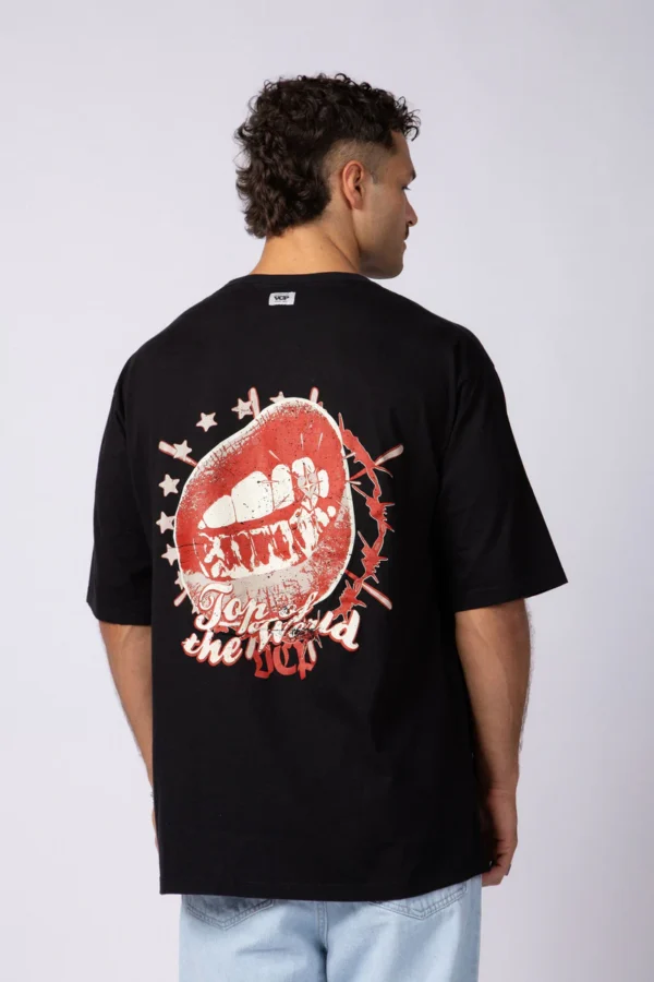 Remera Over Lips